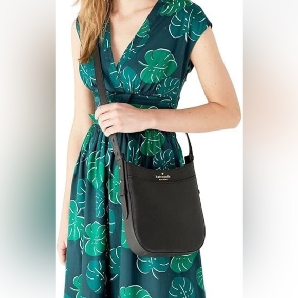 kate spade Handbags - Kate Spade Leila North South Crossbody bag preppy designer quiet leather